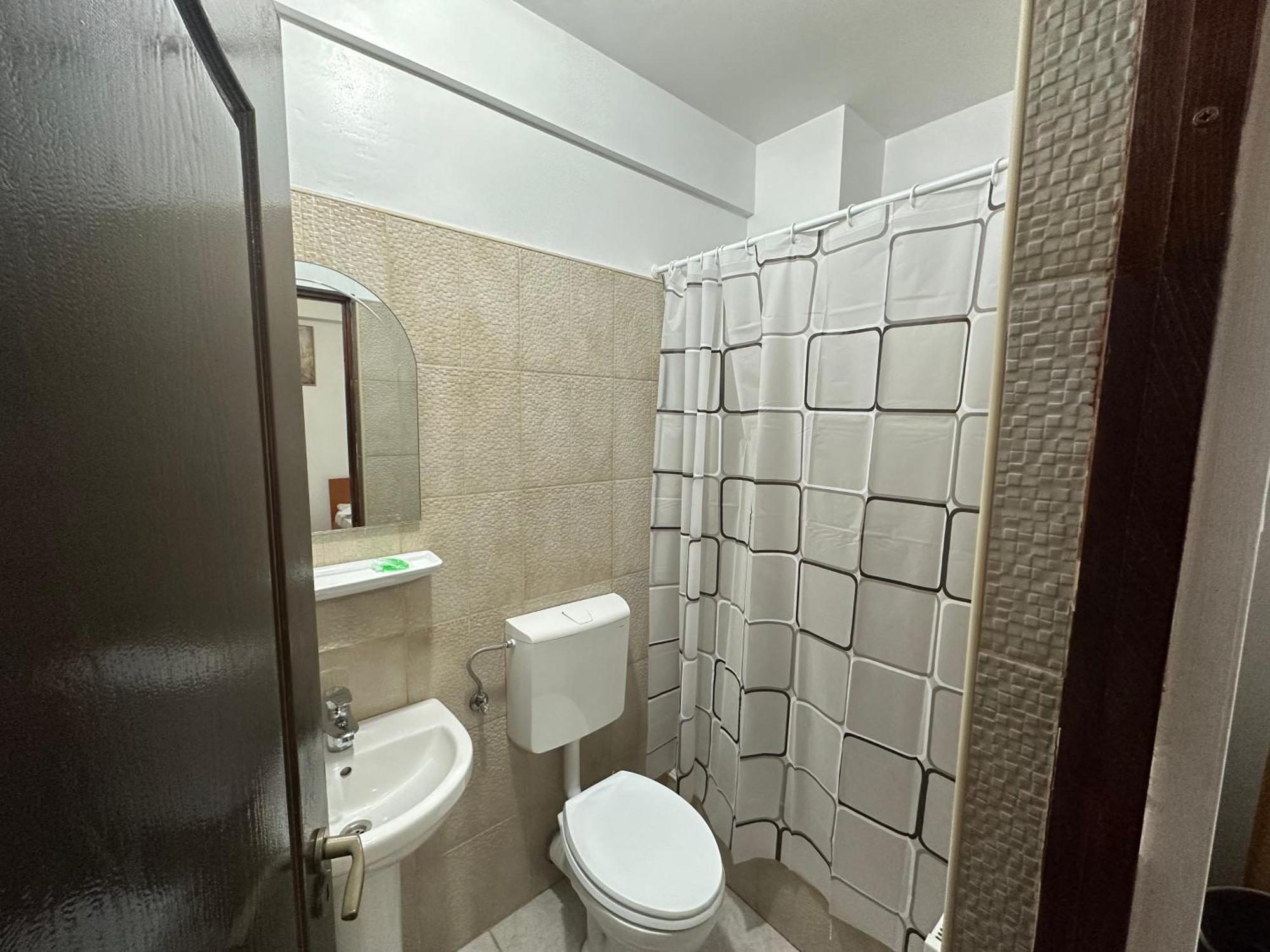 Casa Rustic Cazare Piteşti Exterior foto